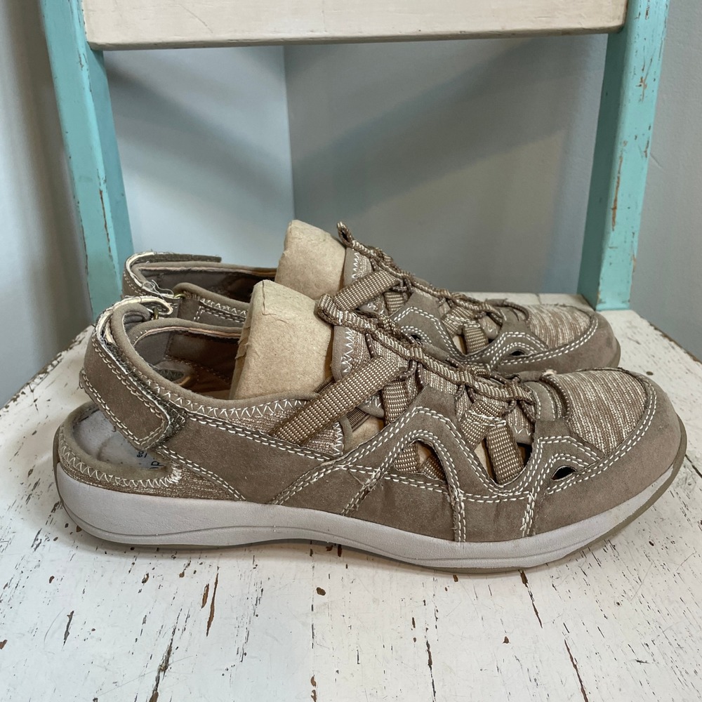 Earth Origins Women Shoe 9 Skye Sid Sedona Brown Sepia Suede Sport Beige Sandals